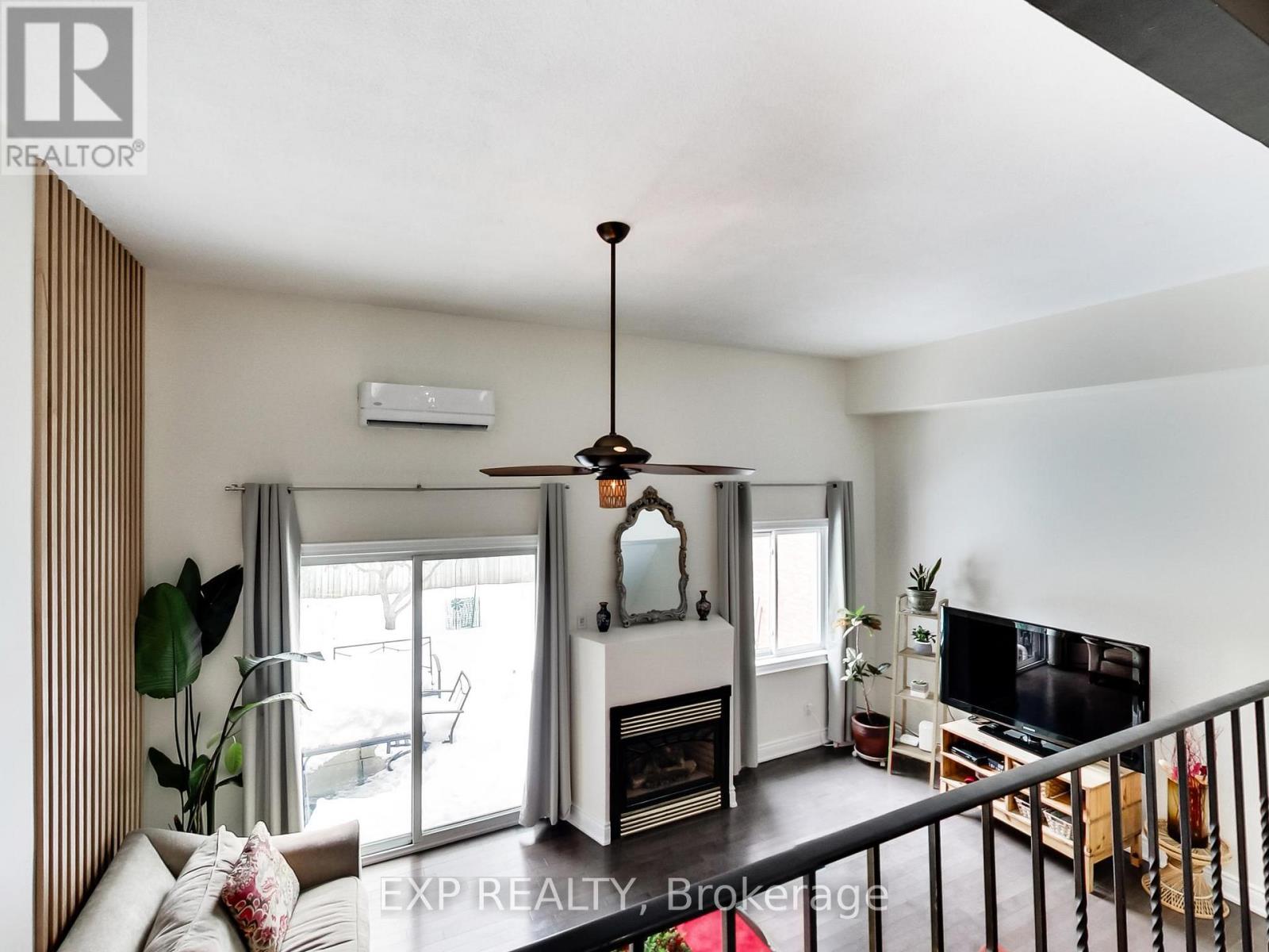 101 - 2145 Sherobee Road, Mississauga, Ontario  L5A 3G8 - Photo 11 - W12804740