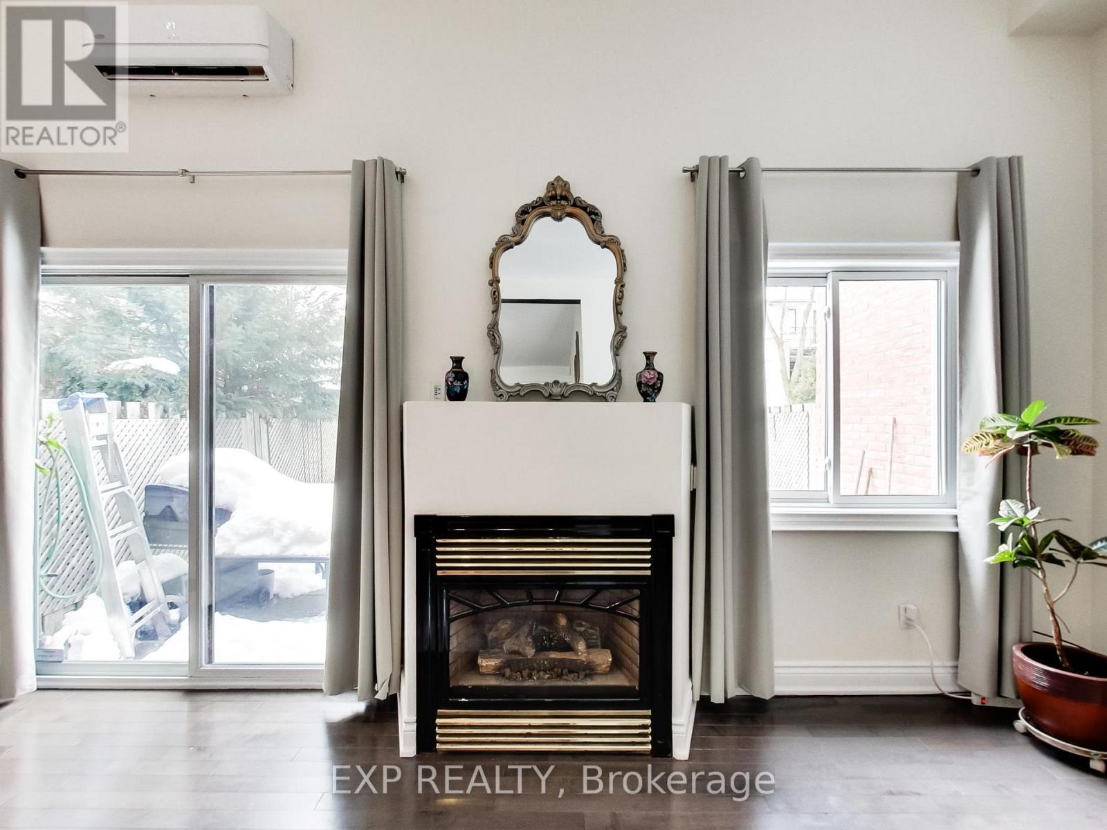 101 - 2145 Sherobee Road, Mississauga, Ontario  L5A 3G8 - Photo 6 - W12804740