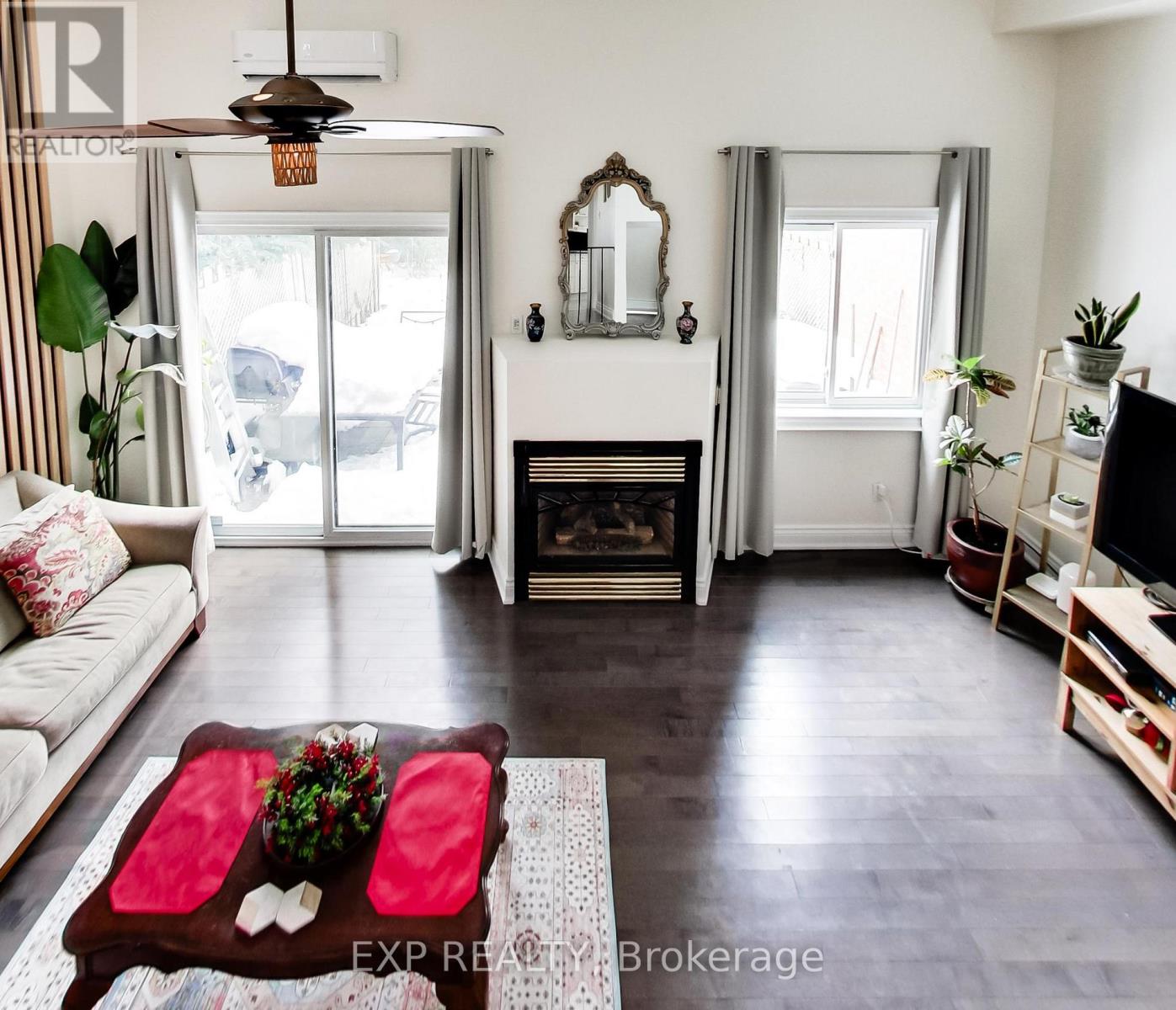 101 - 2145 Sherobee Road, Mississauga, Ontario  L5A 3G8 - Photo 7 - W12804740