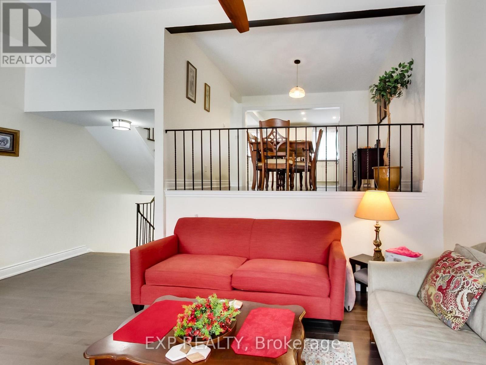 101 - 2145 Sherobee Road, Mississauga, Ontario  L5A 3G8 - Photo 8 - W12804740