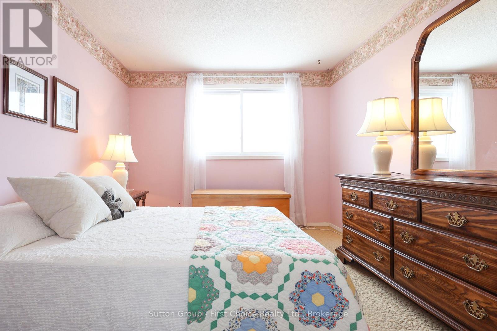 117 Maple Avenue, Stratford, Ontario  N5A 7G8 - Photo 34 - X12804754