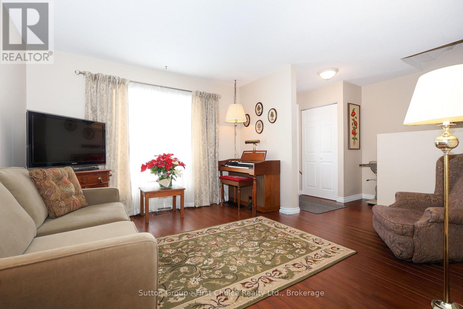 117 Maple Avenue, Stratford, Ontario  N5A 7G8 - Photo 5 - X12804754