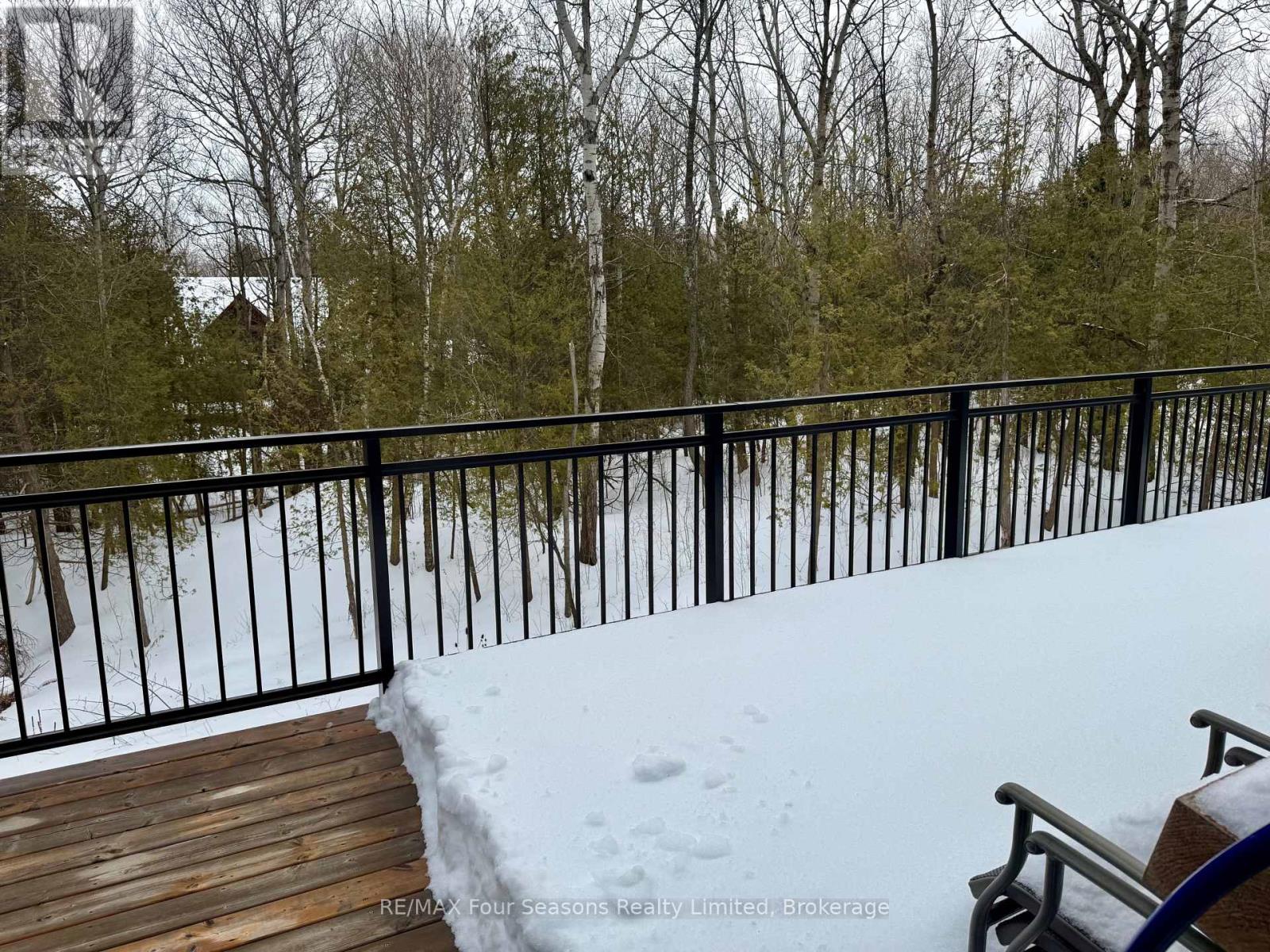 131 Chamonix Crescent, Blue Mountains, Ontario  L9Y 0S7 - Photo 17 - X12804762