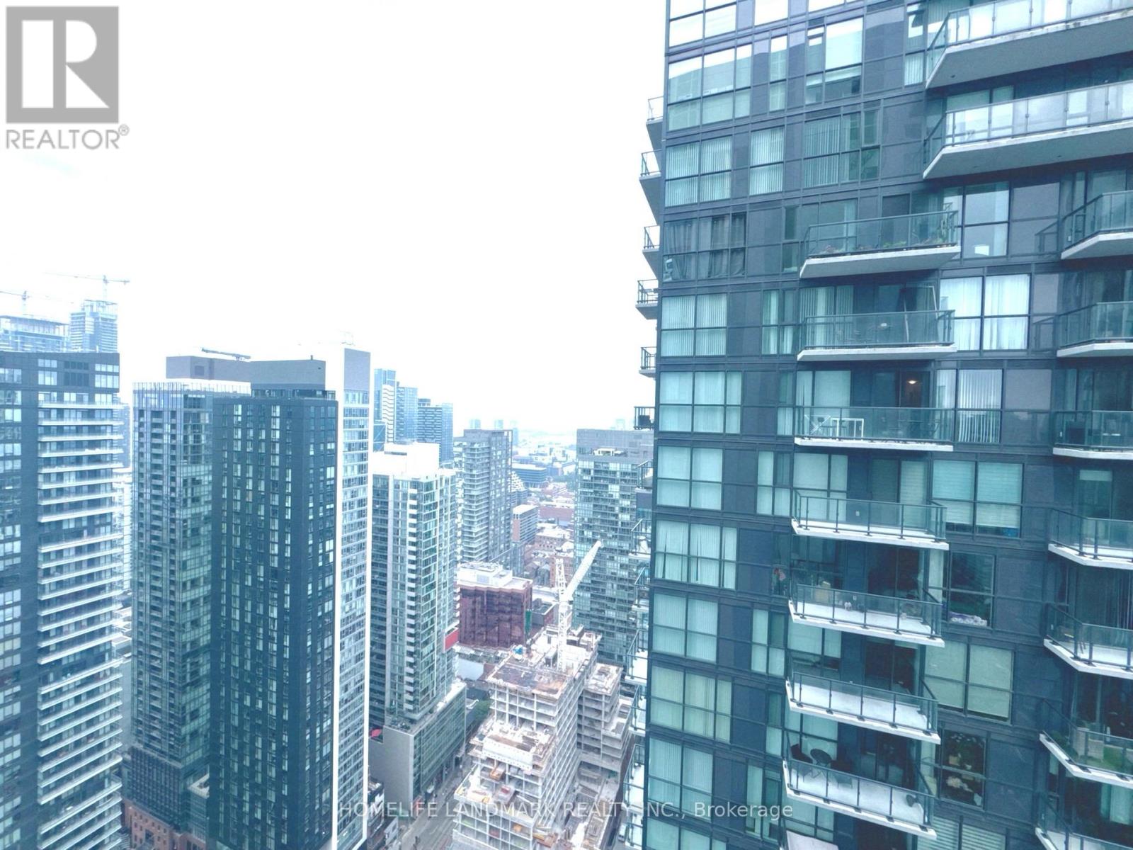 4701 - 8 Widmer Street, Toronto, Ontario  M5V 2E7 - Photo 11 - C12804774