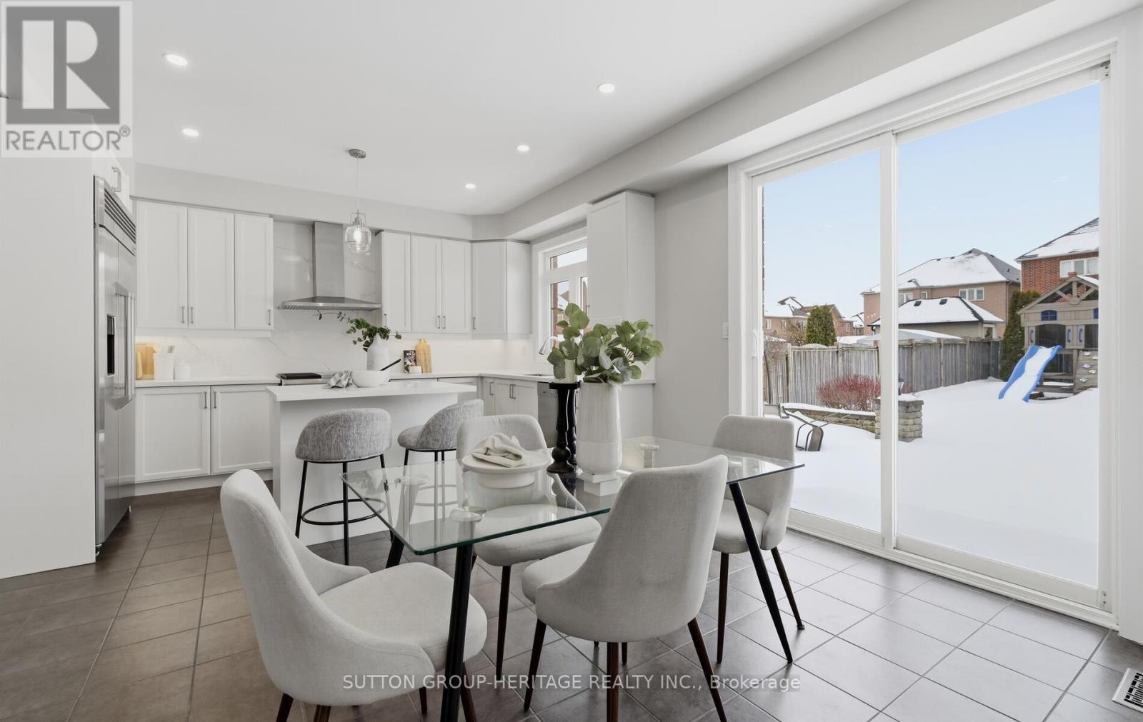 58 Medland Avenue, Whitby, Ontario  L1P 0A9 - Photo 12 - E12804748