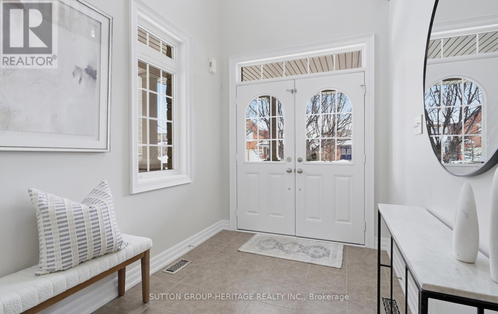 58 Medland Avenue, Whitby, Ontario  L1P 0A9 - Photo 2 - E12804748