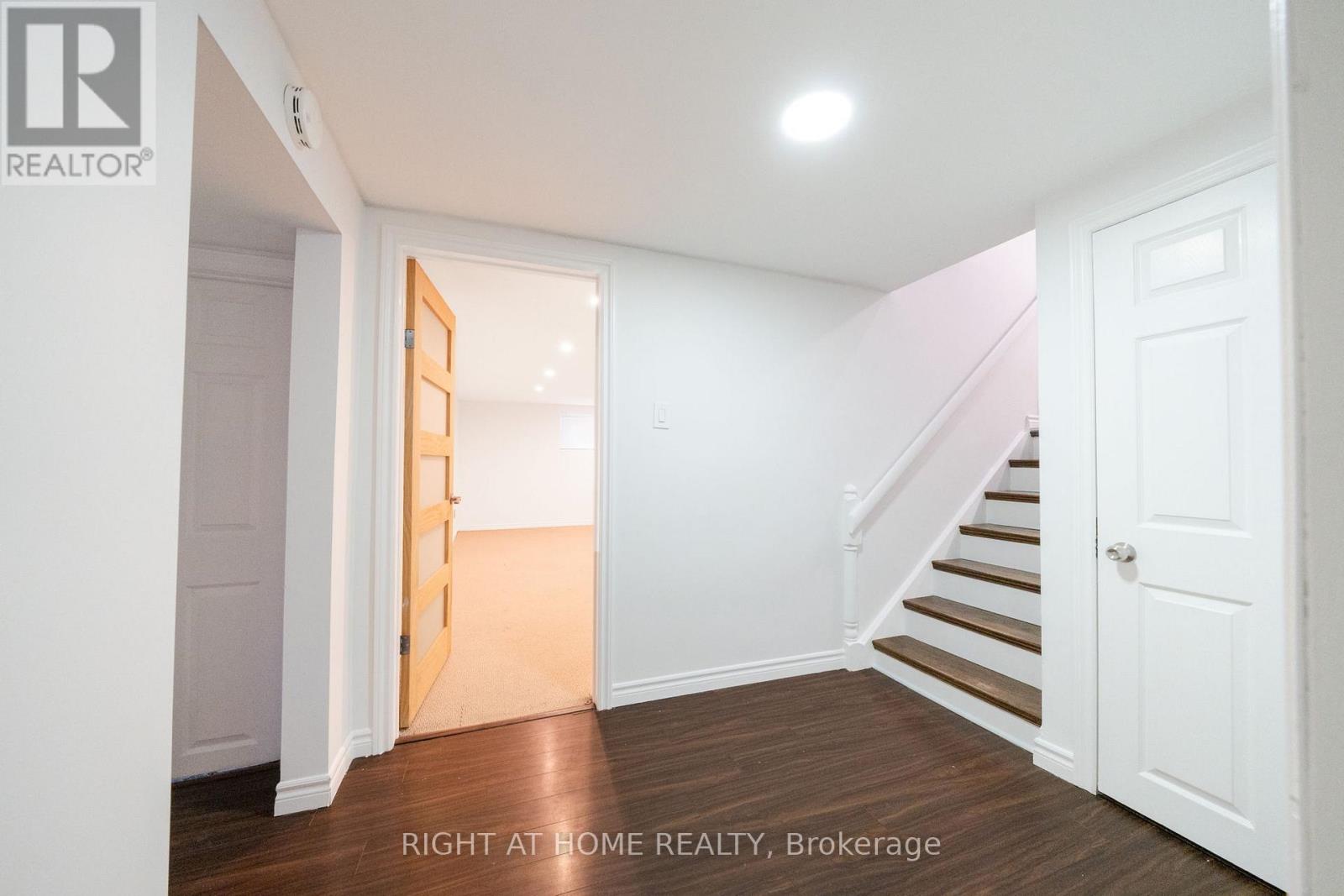 4451 Bennett Road, Burlington, Ontario  L7L 1Y5 - Photo 20 - W12804760