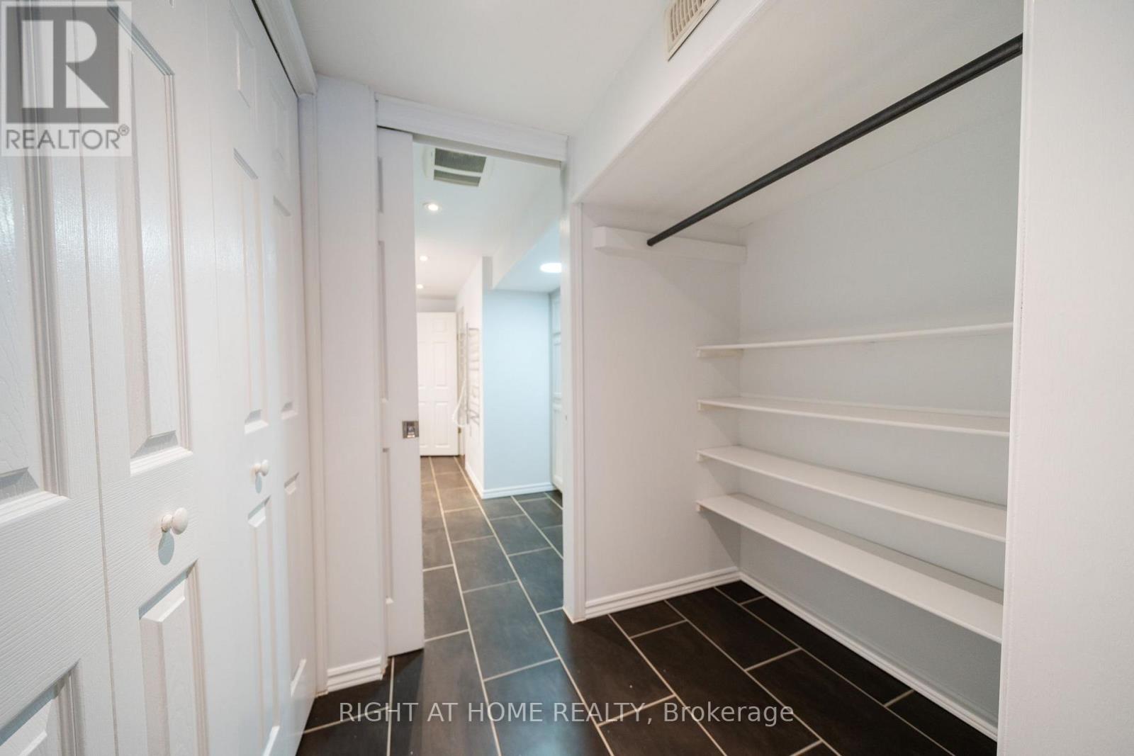 4451 Bennett Road, Burlington, Ontario  L7L 1Y5 - Photo 27 - W12804760