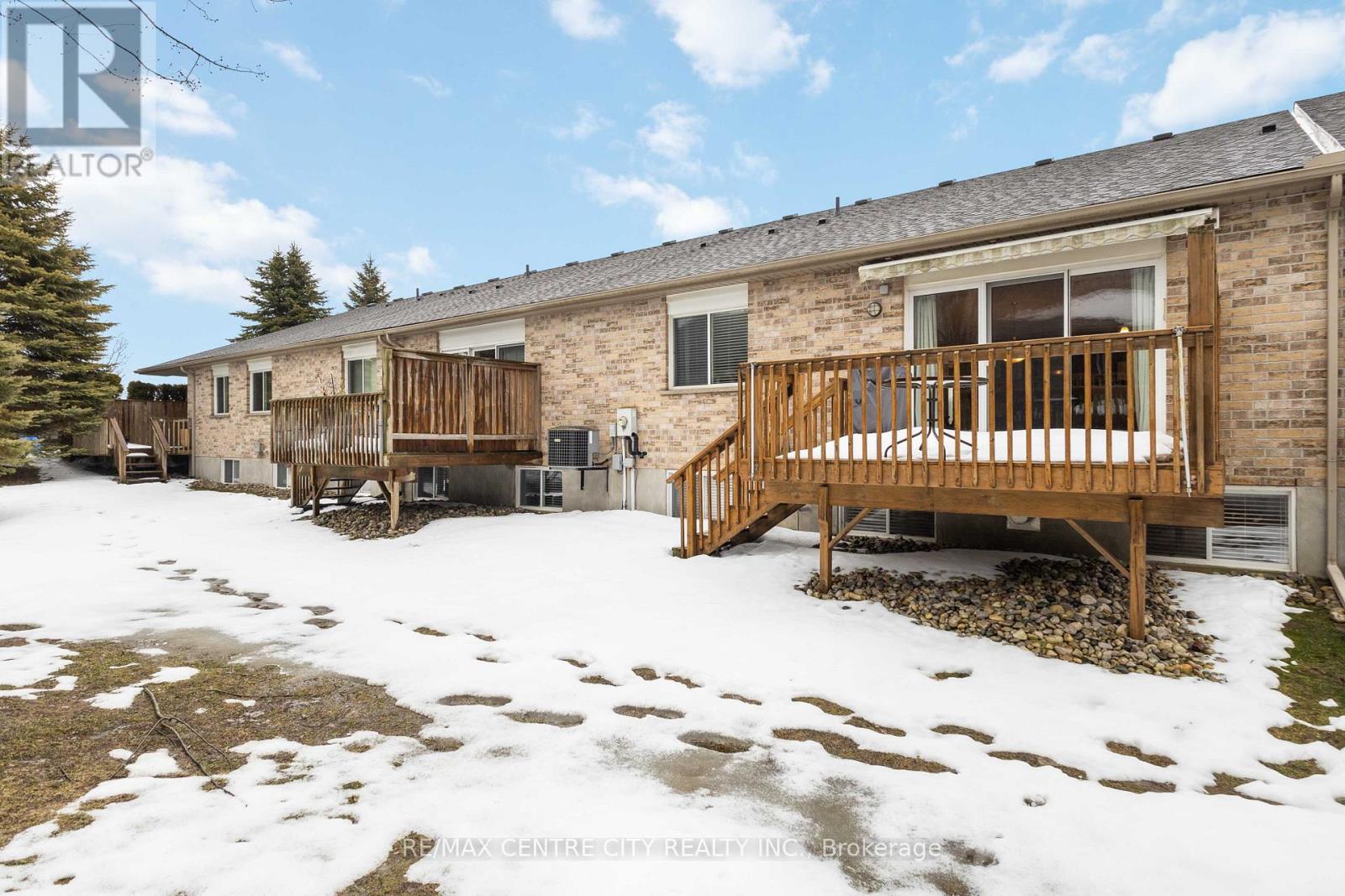 10 - 620 Thistlewood Drive, London North, Ontario  N5X 0A9 - Photo 45 - X12801086