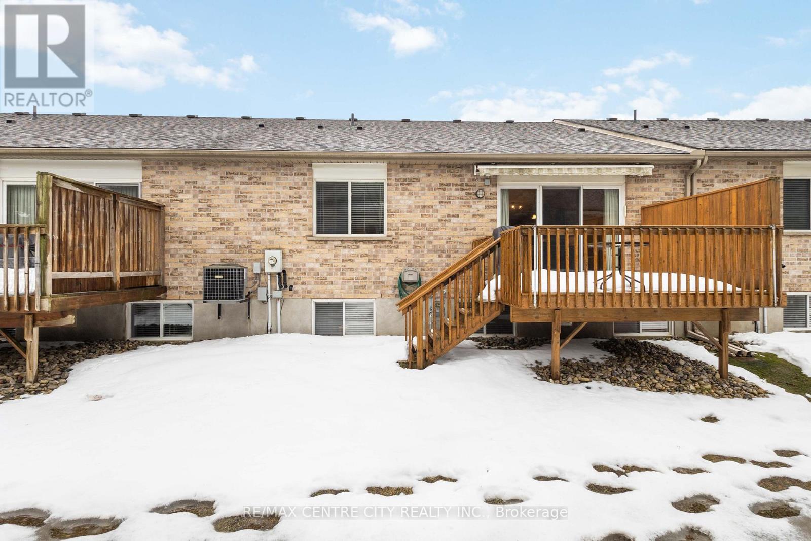 10 - 620 Thistlewood Drive, London North, Ontario  N5X 0A9 - Photo 44 - X12801086