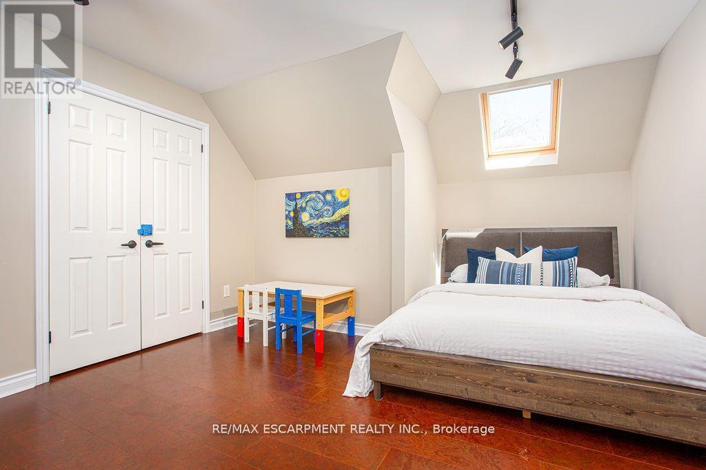 27 Blackberry Place, Hamilton, Ontario  L0R 1H2 - Photo 31 - X12804764