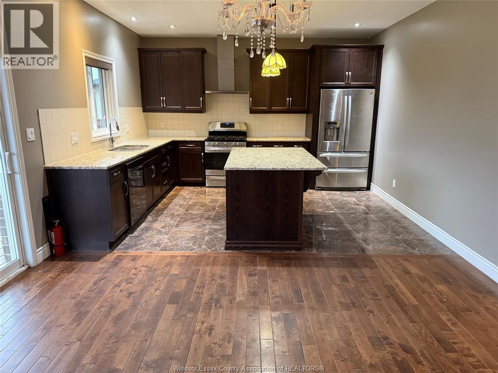 1378 Pascal, Lakeshore, Ontario  N0R 1A0 - Photo 4 - 26002820