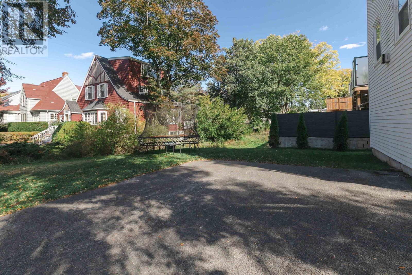 6029 Inglis Street, Halifax, Nova Scotia  B3H 1K9 - Photo 41 - 202603098