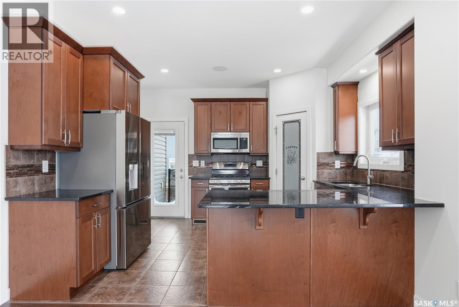 255 Werschner Crescent, Saskatoon, Saskatchewan  S7V 0E1 - Photo 8 - SK028907