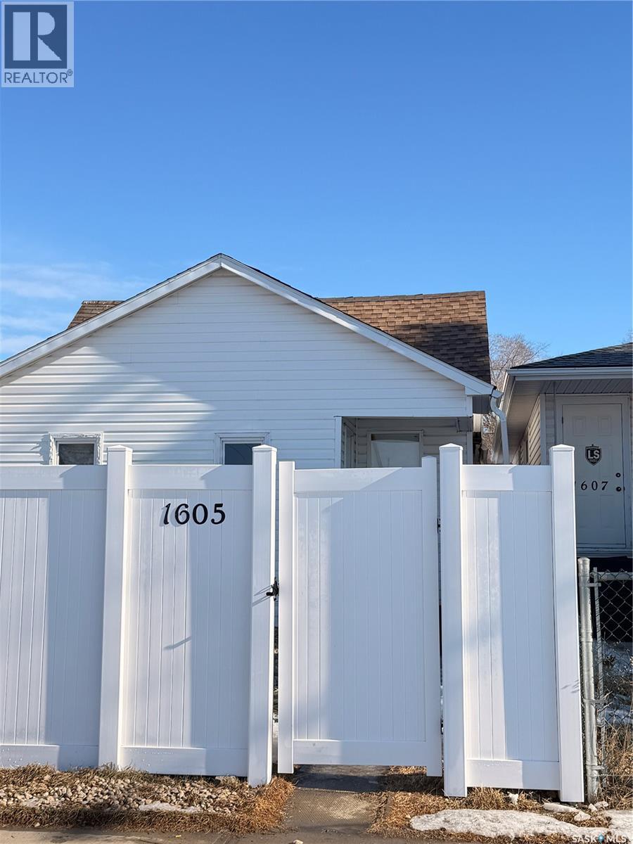 1605 Retallack Street, Regina, Saskatchewan  S4T 2J6 - Photo 1 - SK028827