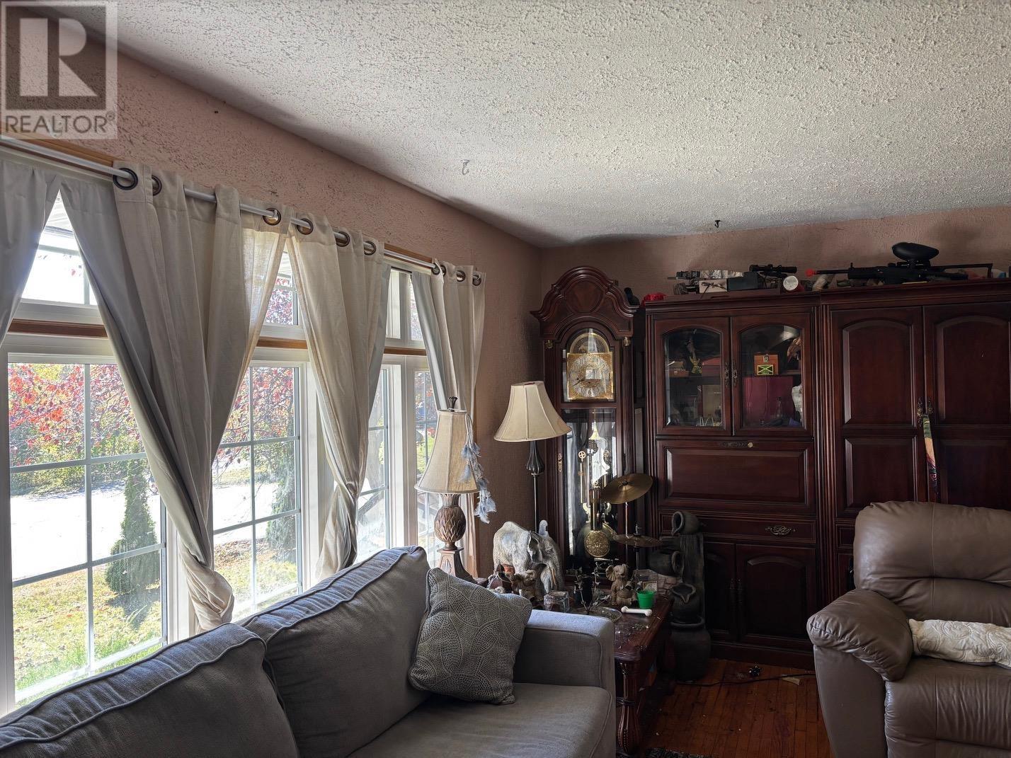 30 Denison Rd, Elliot Lake, Ontario  P5A 1L7 - Photo 20 - SM252909