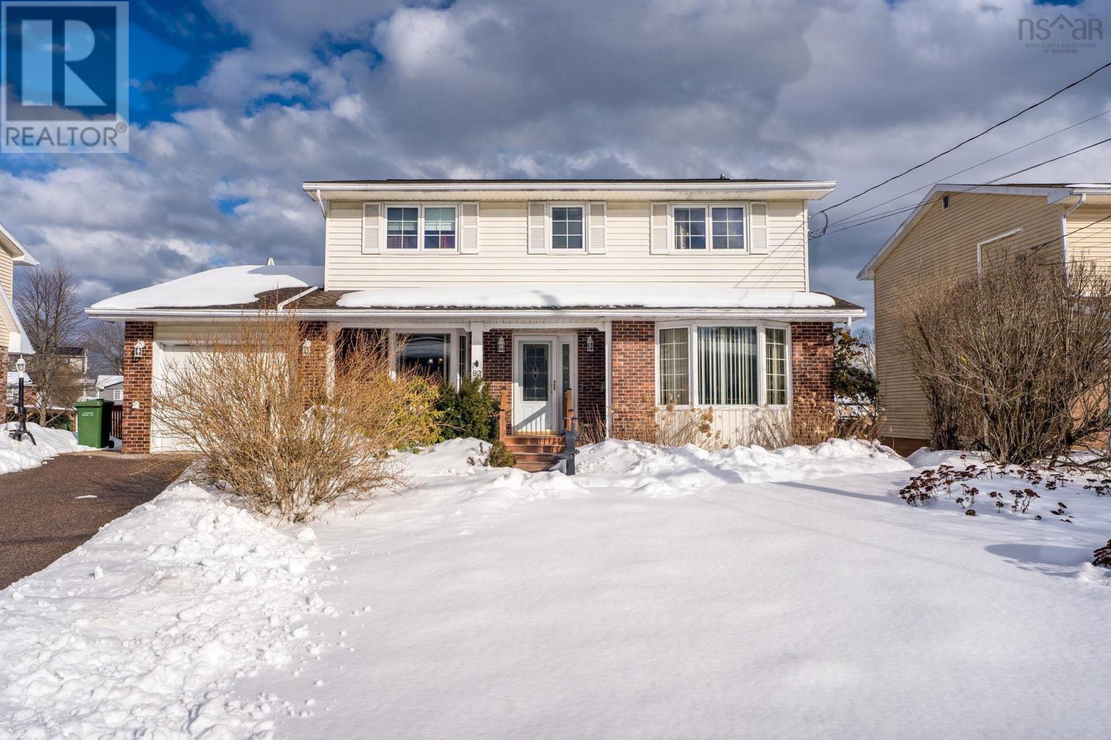62 Flagstone Drive, Dartmouth, Nova Scotia  B2V 1Z8 - Photo 1 - 202603100