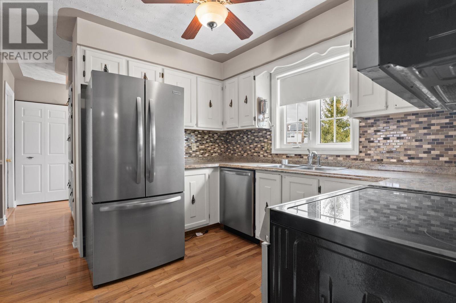 62 Flagstone Drive, Dartmouth, Nova Scotia  B2V 1Z8 - Photo 14 - 202603100