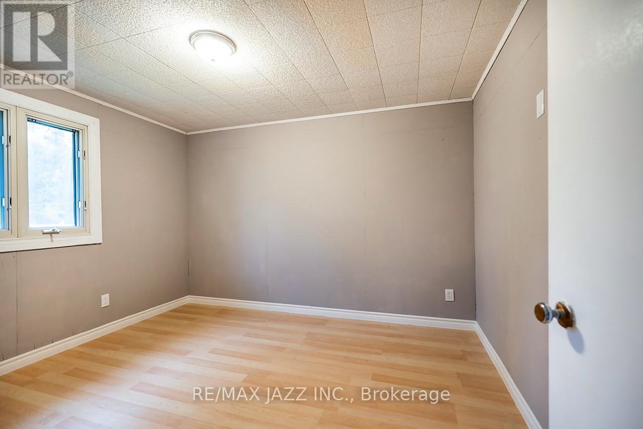 134 Day Drive, Kawartha Lakes, Ontario  L3V 6H5 - Photo 24 - X12804786