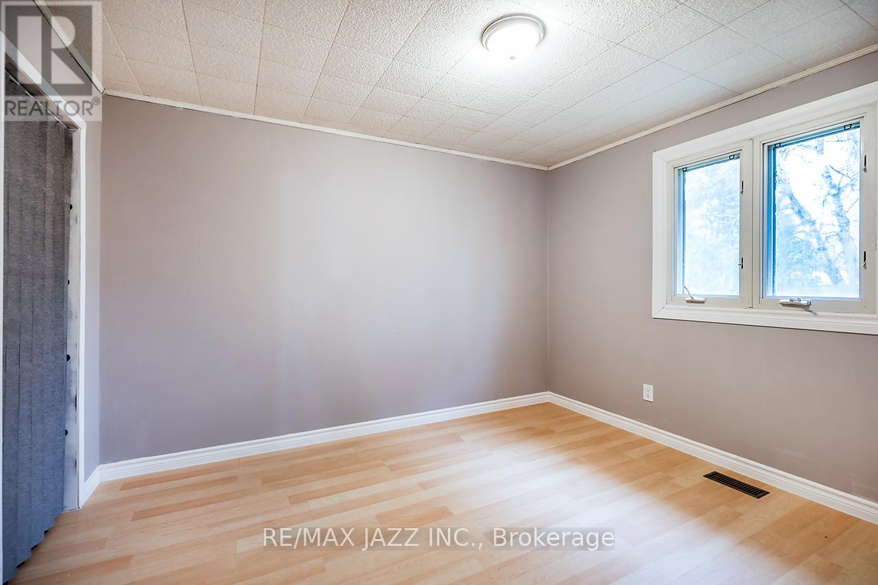 134 Day Drive, Kawartha Lakes, Ontario  L3V 6H5 - Photo 28 - X12804786