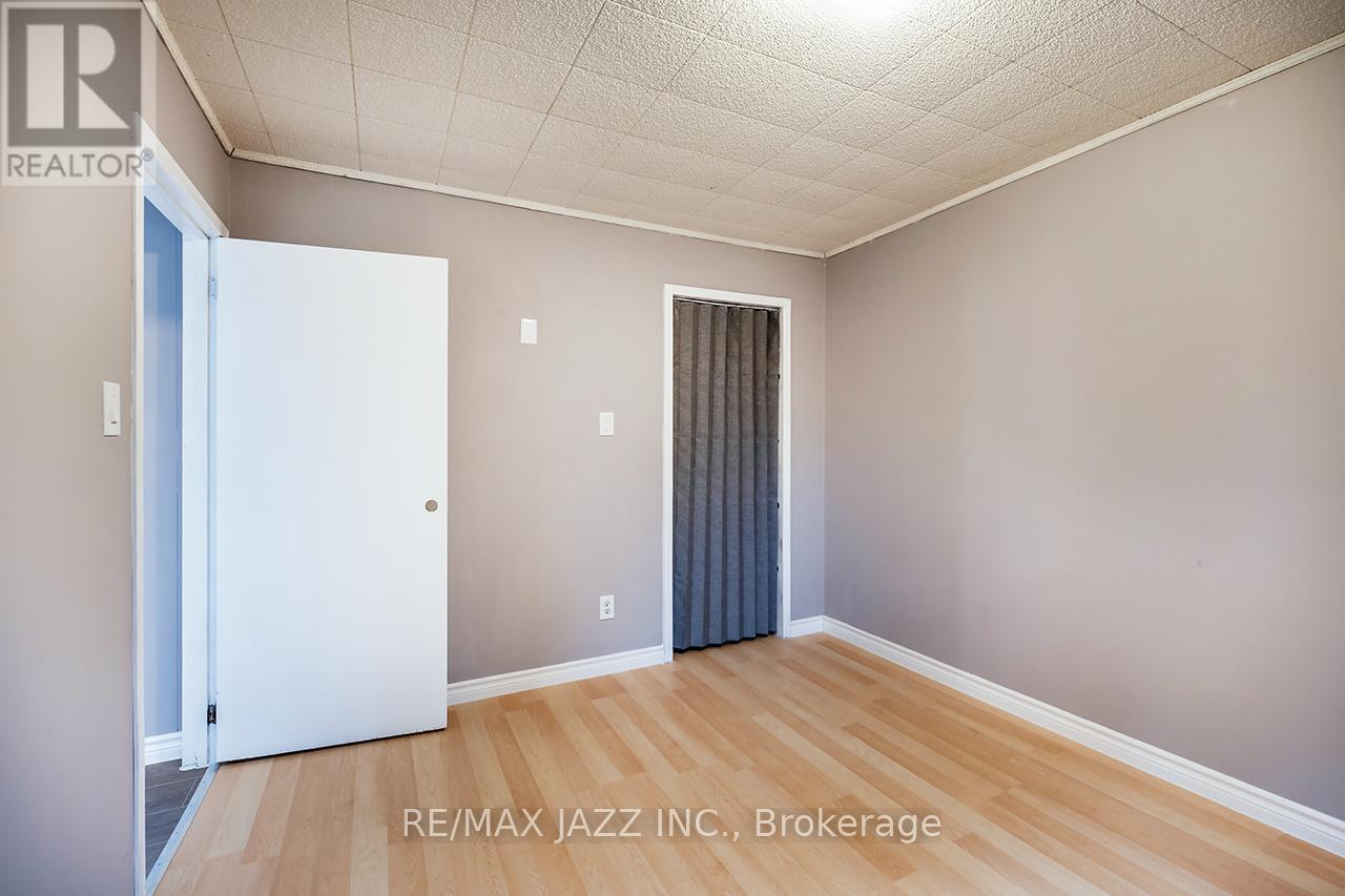 134 Day Drive, Kawartha Lakes, Ontario  L3V 6H5 - Photo 29 - X12804786