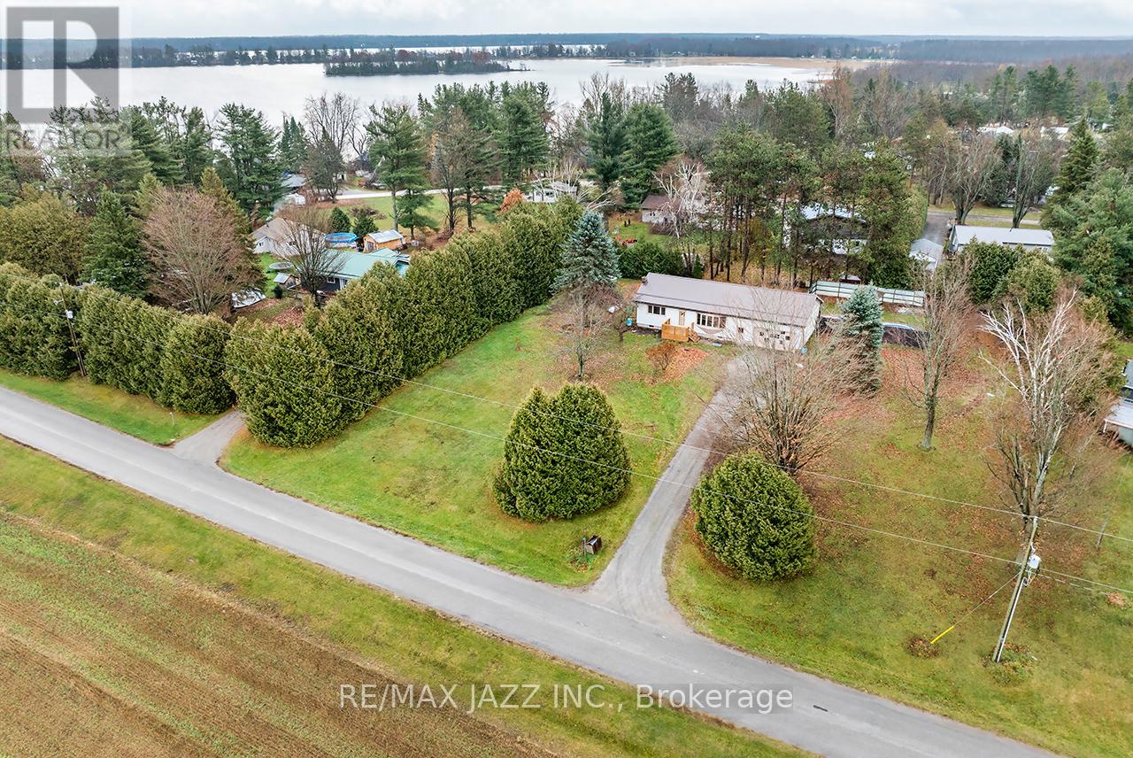 134 Day Drive, Kawartha Lakes, Ontario  L3V 6H5 - Photo 3 - X12804786