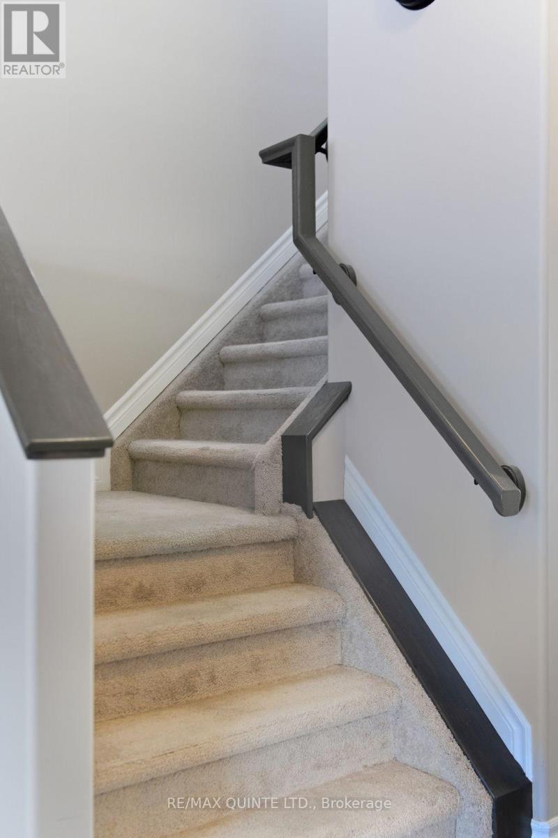 115 Simurda Court, Loyalist, Ontario  K7N 1Y7 - Photo 20 - X12804812