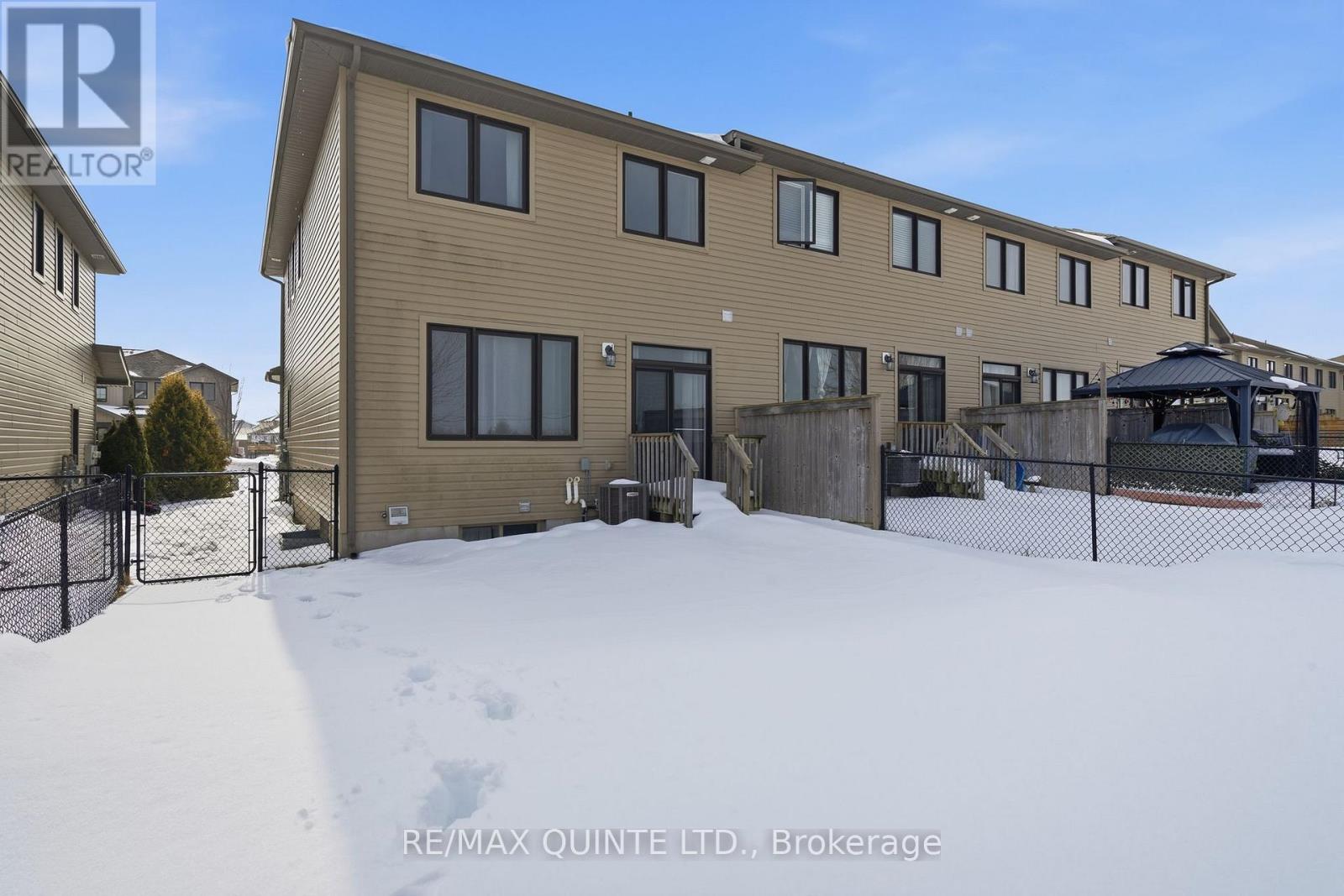 115 Simurda Court, Loyalist, Ontario  K7N 1Y7 - Photo 38 - X12804812