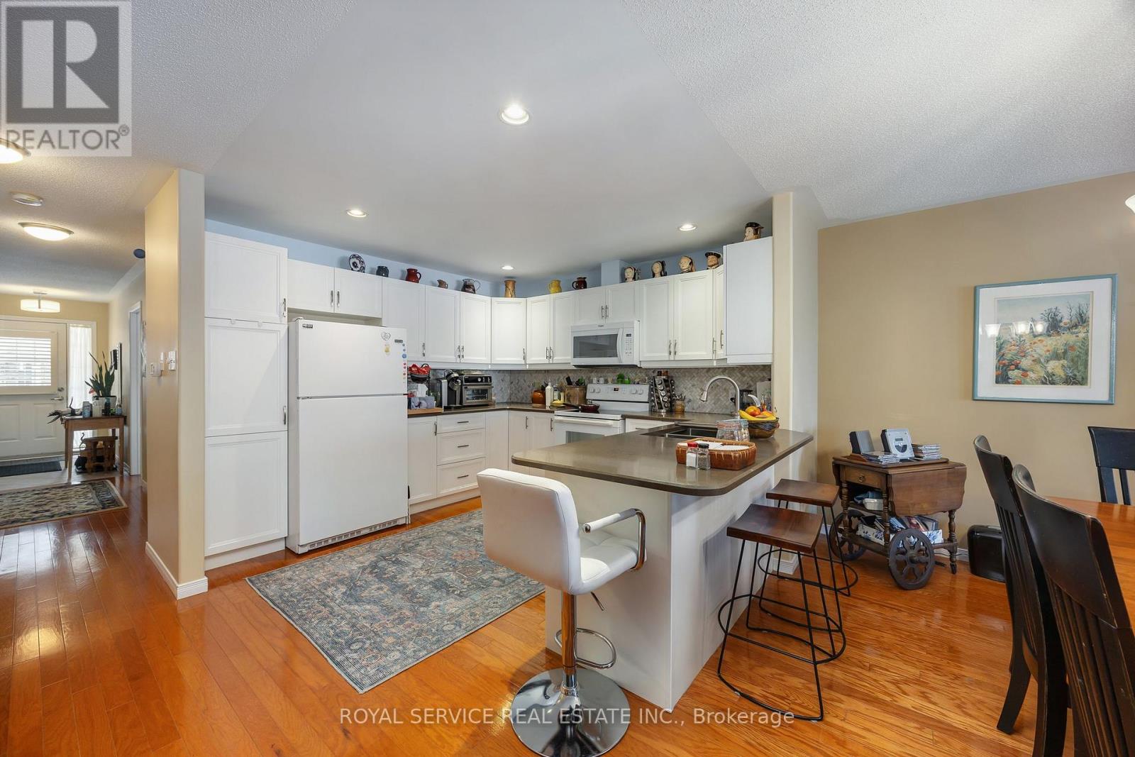 6 - 877 Wentworth Street, Peterborough, Ontario  K9J 8R7 - Photo 12 - X12804840