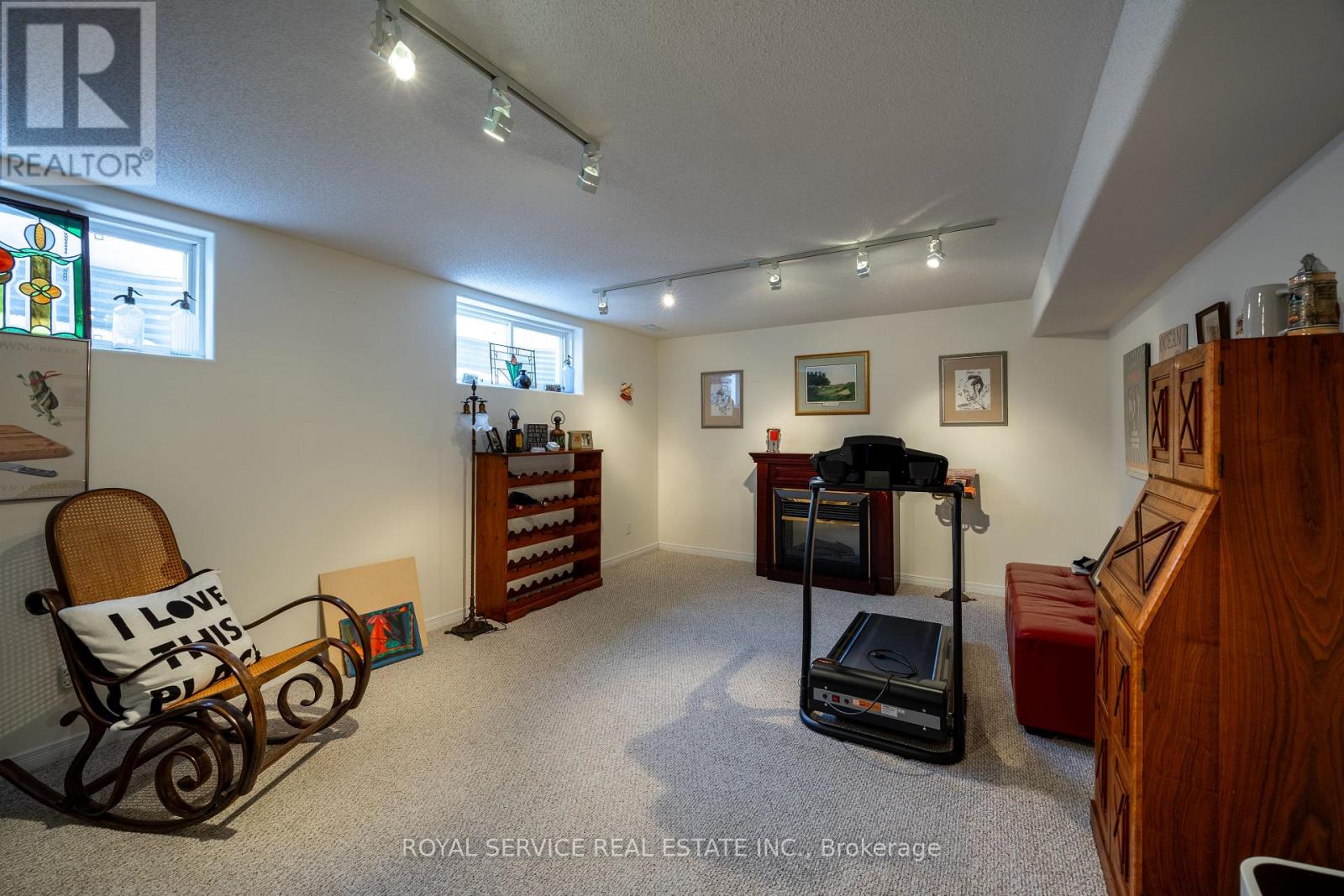 6 - 877 Wentworth Street, Peterborough, Ontario  K9J 8R7 - Photo 36 - X12804840