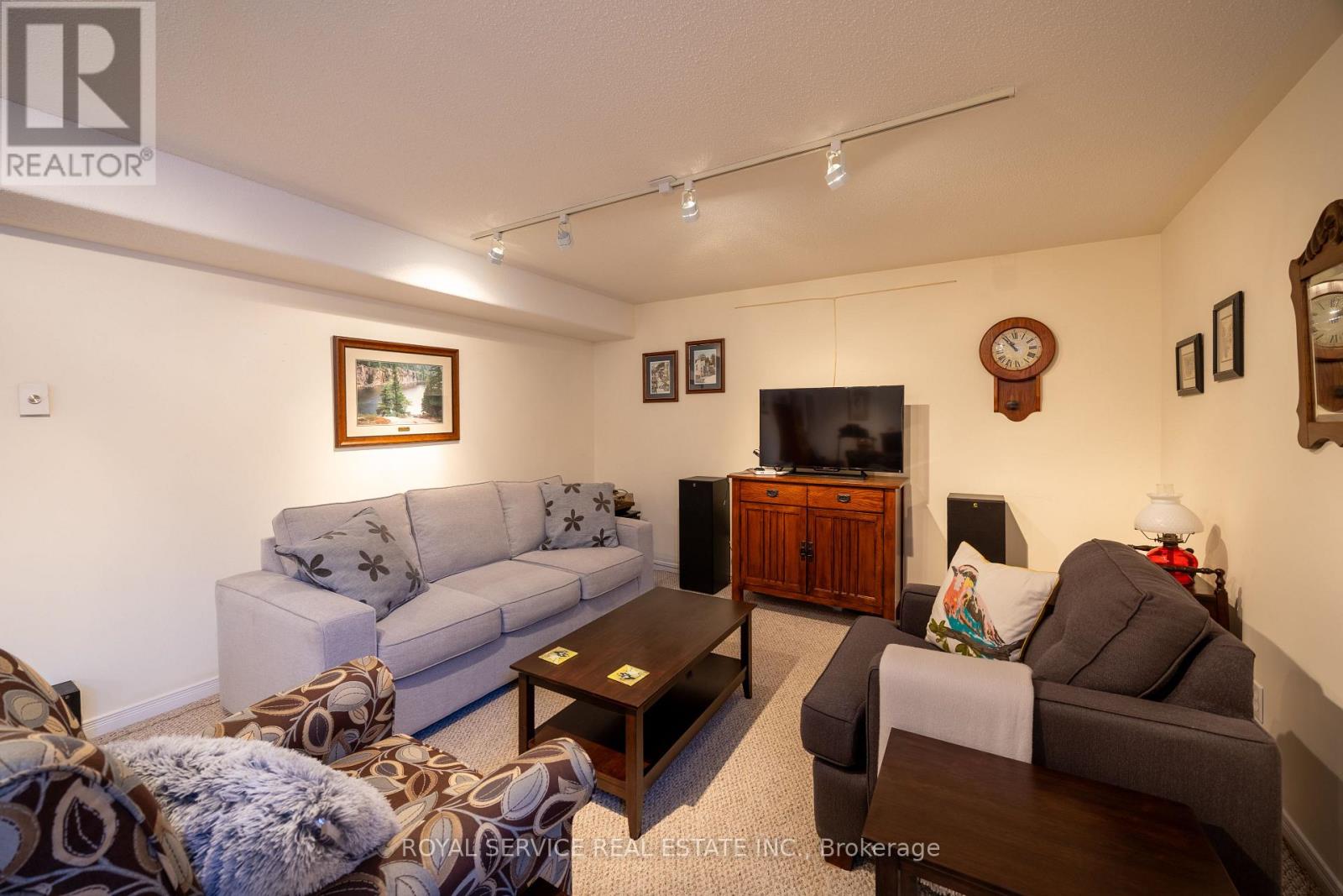 6 - 877 Wentworth Street, Peterborough, Ontario  K9J 8R7 - Photo 38 - X12804840