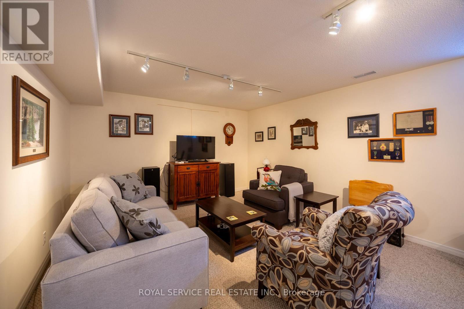 6 - 877 Wentworth Street, Peterborough, Ontario  K9J 8R7 - Photo 40 - X12804840