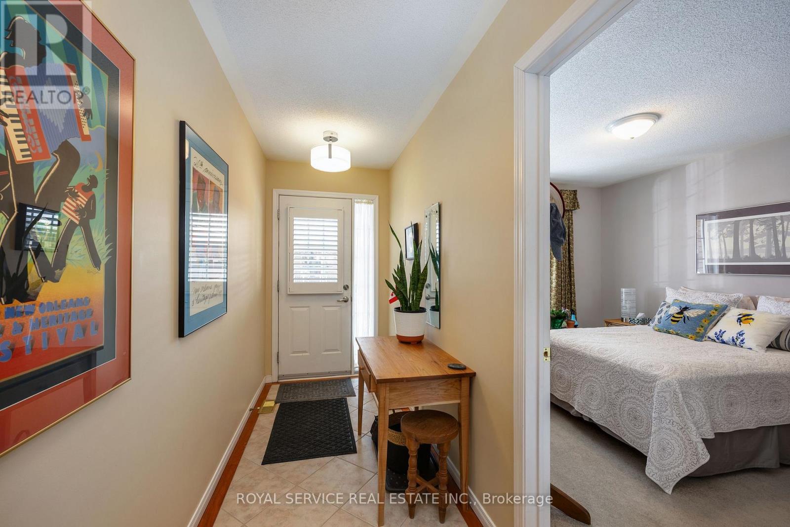 6 - 877 Wentworth Street, Peterborough, Ontario  K9J 8R7 - Photo 5 - X12804840