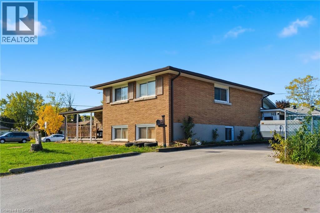 143 Aberdeen Street, Fort Erie, Ontario  L2A 3Y4 - Photo 3 - 40791766