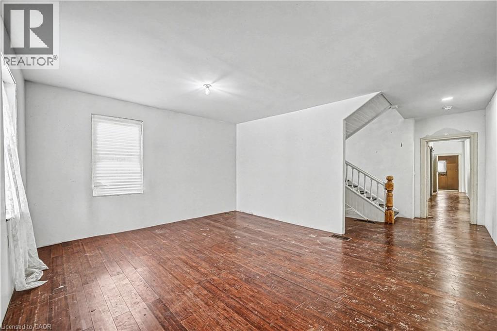 36 River Street, Thorold, Ontario  L0S 1K0 - Photo 3 - 40806164