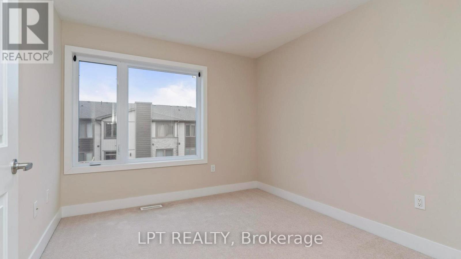 110 - 1960 Dalmagarry Road, London North (North E), Ontario  N6G 0T8 - Photo 25 - X12804824