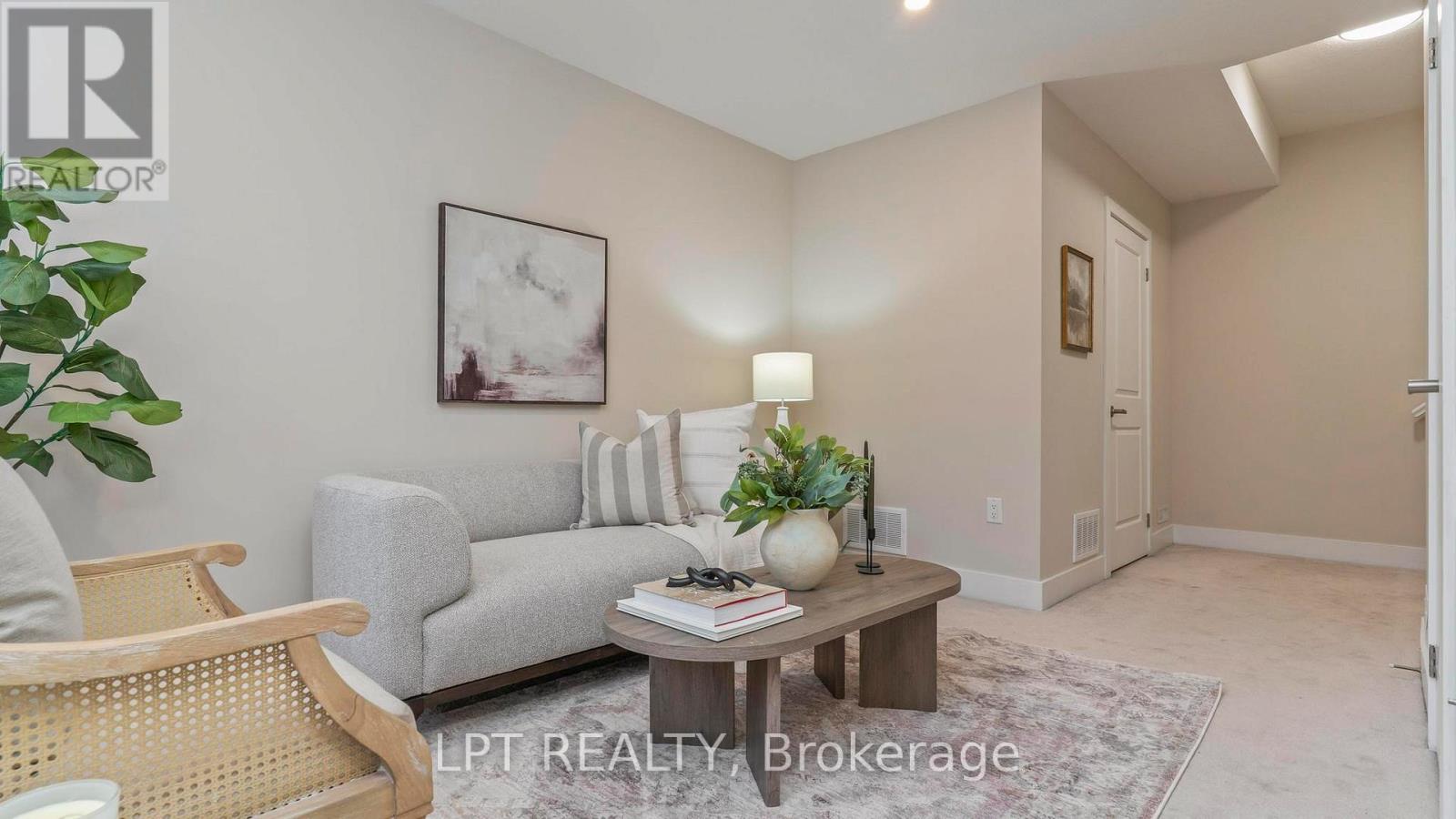 110 - 1960 Dalmagarry Road, London North (North E), Ontario  N6G 0T8 - Photo 3 - X12804824