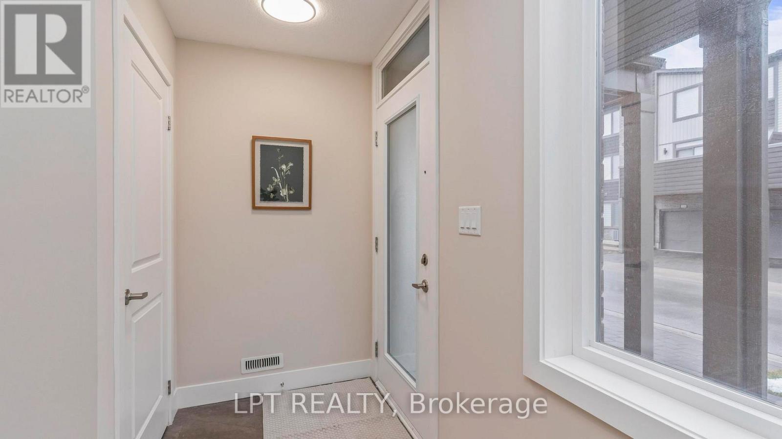 110 - 1960 Dalmagarry Road, London North (North E), Ontario  N6G 0T8 - Photo 37 - X12804824