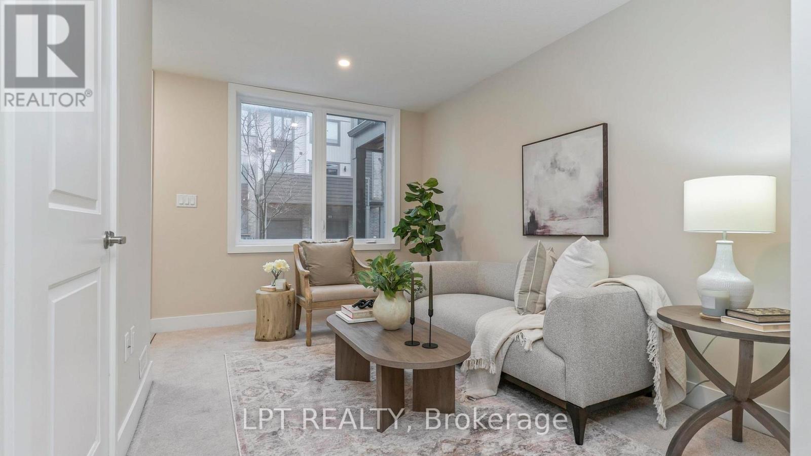 110 - 1960 Dalmagarry Road, London North (North E), Ontario  N6G 0T8 - Photo 4 - X12804824