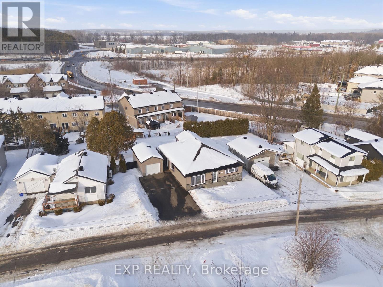 850 Chapman Street, Clarence-Rockland, Ontario  K4K 1E6 - Photo 33 - X12804780