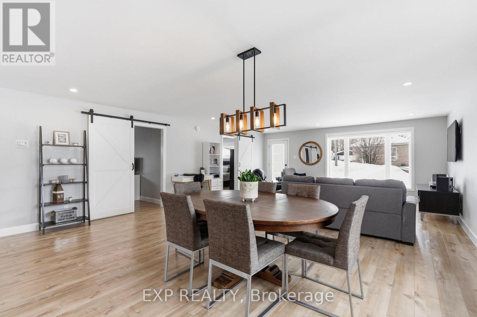 850 Chapman Street, Clarence-Rockland, Ontario  K4K 1E6 - Photo 9 - X12804780