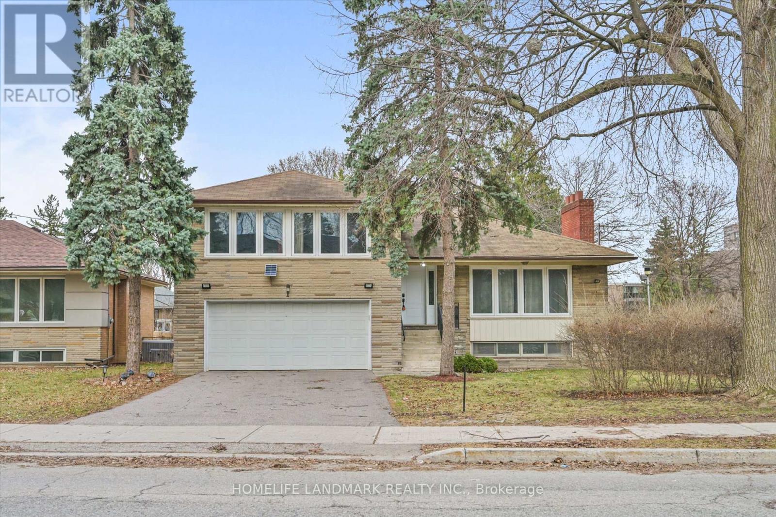 1 Hawksbury Drive, Toronto, Ontario  M2K 1M2 - Photo 3 - C12804792