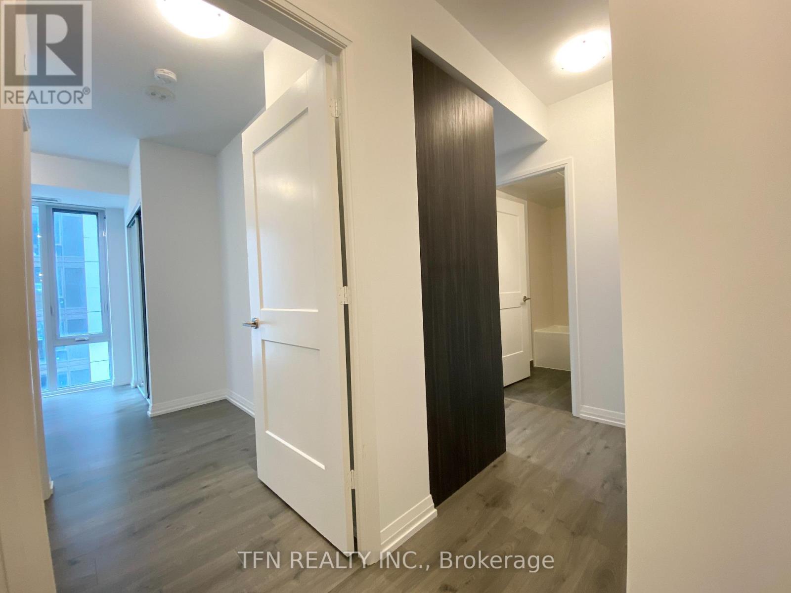 2005 - 8 Widmer Street, Toronto, Ontario  M5V 0W6 - Photo 10 - C12804802