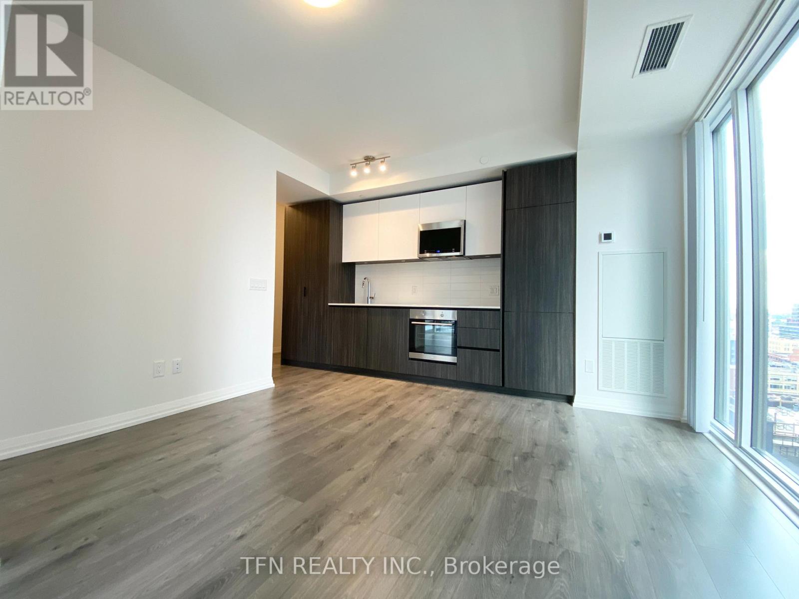 2005 - 8 Widmer Street, Toronto, Ontario  M5V 0W6 - Photo 14 - C12804802