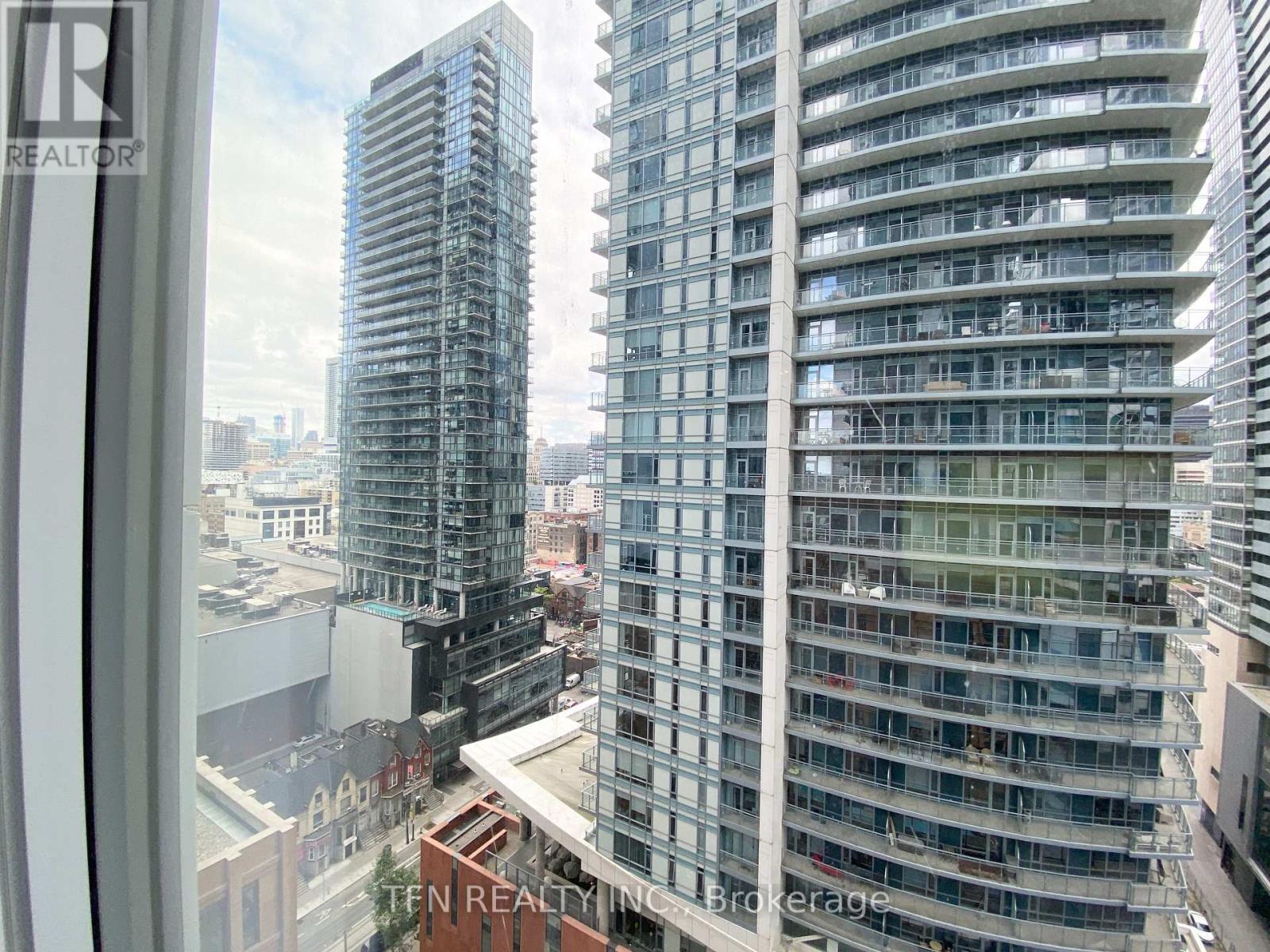 2005 - 8 Widmer Street, Toronto, Ontario  M5V 0W6 - Photo 28 - C12804802