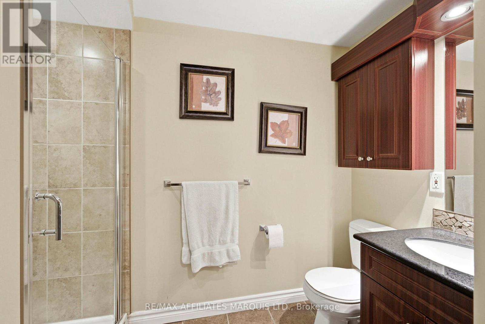 18247 County Rd 2 Street, South Glengarry, Ontario  K6H 5R5 - Photo 19 - X12804778