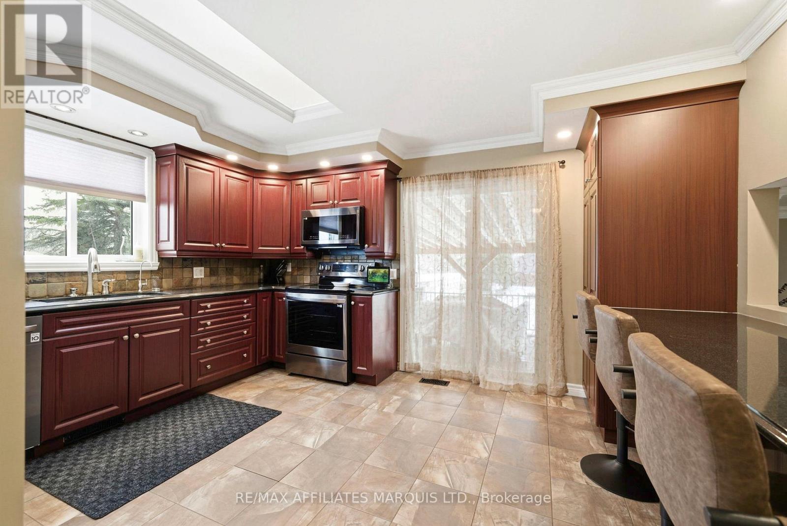 18247 County Rd 2 Street, South Glengarry, Ontario  K6H 5R5 - Photo 3 - X12804778