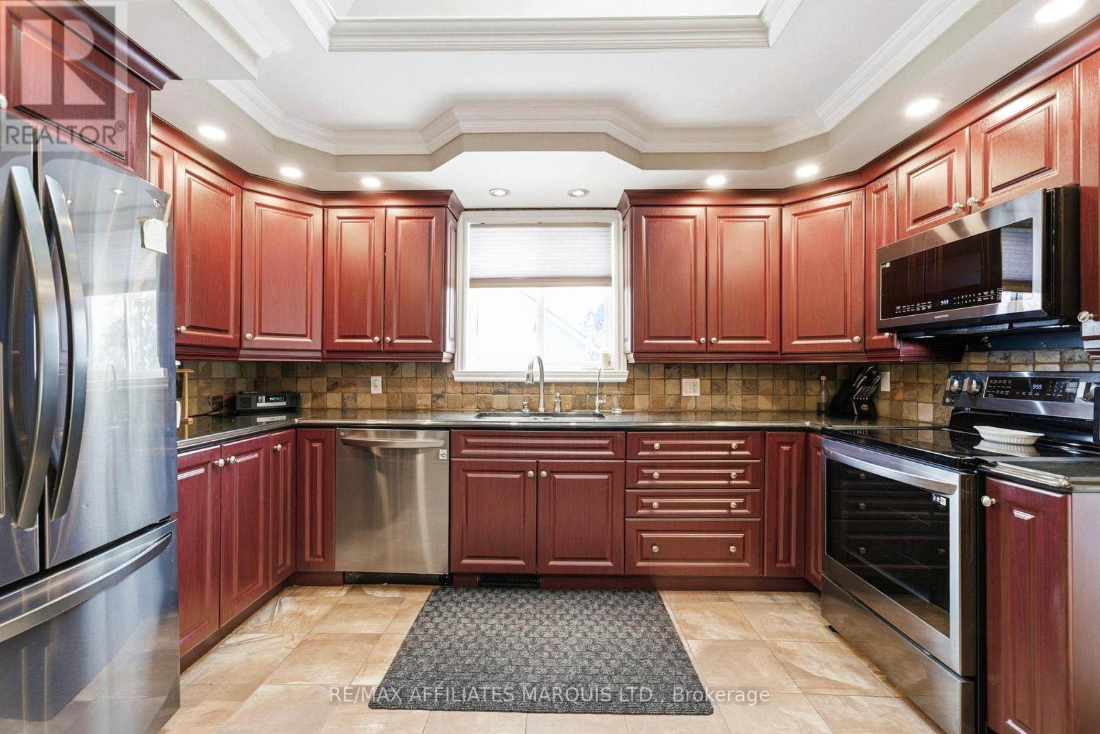 18247 County Rd 2 Street, South Glengarry, Ontario  K6H 5R5 - Photo 4 - X12804778