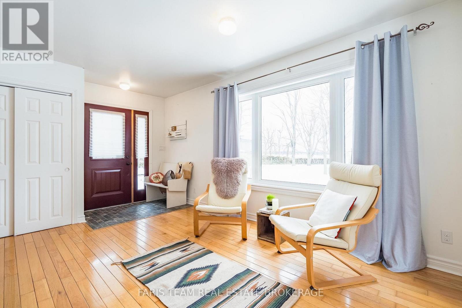 4186 Orkney Beach Road, Ramara, Ontario  L3V 0S1 - Photo 6 - S12804818