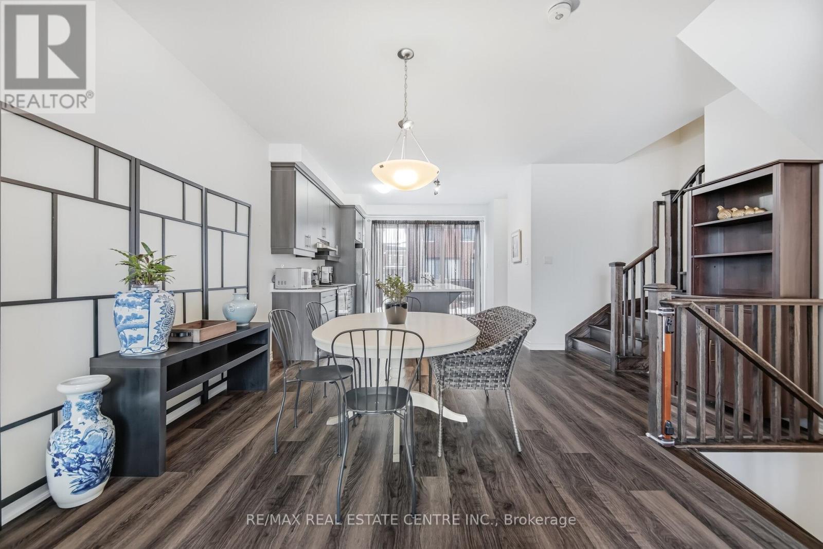 #18 - 975 Whitlock Avenue, Milton, Ontario  L9E 1S9 - Photo 11 - W12804806